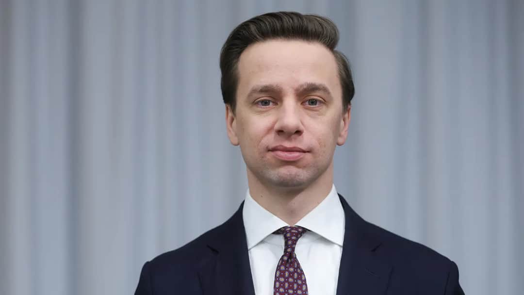 Kogo popiera Bosak? Odkryj jego wybór w wyborach prezydenckich