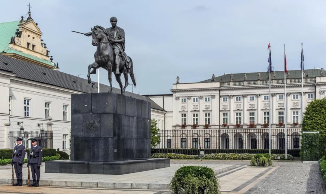 Ile zarabia prezydent w Polsce? Zaskakujące szczegóły wynagrodzenia