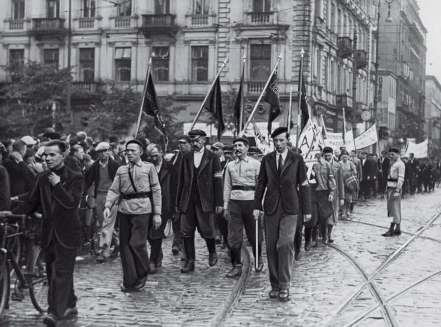 Narodowa demokracja określana była również jako obóz narodowy i endecja