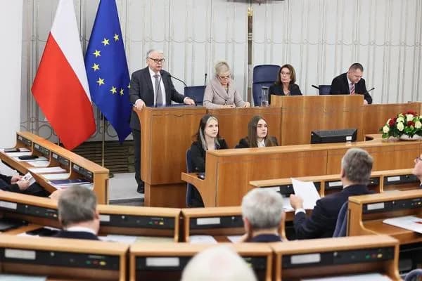 Kto jest w Senacie? Poznaj aktualnych senatorów i ich role